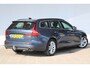 Volvo V60 2.0 B3 Momentum Business | Trekhaak | Navigatie | Cruise control adaptief | LED koplampen | Climate control | Keyless |