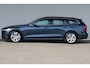 Volvo V60 2.0 B3 Momentum Business | Trekhaak | Navigatie | Cruise control adaptief | LED koplampen | Climate control | Keyless |