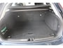 Volvo V60 2.0 B3 Momentum Business | Trekhaak | Navigatie | Cruise control adaptief | LED koplampen | Climate control | Keyless |