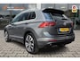 Volkswagen Tiguan 2.0 TSI 4Motion R-Line | Pano | Leder | 20 Inch |