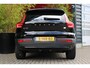 Volvo XC40 Recharge Core 70 kWh | Trekhaak | Camera | Stuur/stoelverwarming