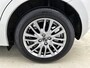 Mazda 2 1.5 e-SkyActiv-G 90 Exclusive-Line | Stuur-/Stoelverwarming | Camera | Dodehoekdetectie | Apple Carplay/Android Auto | Climate Control | Parkeersensoren |