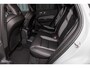 Volvo XC60 2.0 T8 Plug-in hybrid AWD Plus Black Edition Long Range | Zwenkbare trekhaak | Harman Kardon | Adaptieve cruise | Panorama dak | Nieuw |