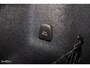 Volvo XC60 2.0 T8 Plug-in hybrid AWD Plus Black Edition Long Range | Zwenkbare trekhaak | Harman Kardon | Adaptieve cruise | Panorama dak | Nieuw |