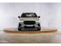 Volvo XC60 2.0 T8 Plug-in hybrid AWD Plus Black Edition Long Range | Zwenkbare trekhaak | Harman Kardon | Adaptieve cruise | Panorama dak | Nieuw |