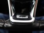 Volkswagen T-Roc Cabrio 1.5 TSI R-Line 150 PK| Dealeronderhouden | Trekhaak | Stoelverwarming | Stuurwielverwarming | Parkeeersensoren Voor & Achter | Dodehoekdetectie