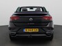 Volkswagen T-Roc Cabrio 1.5 TSI R-Line 150 PK| Dealeronderhouden | Trekhaak | Stoelverwarming | Stuurwielverwarming | Parkeeersensoren Voor & Achter | Dodehoekdetectie