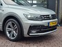 Volkswagen Tiguan 2.0 TSI 4MOTION 220PK R-Line | Pano | HUD | Dynaudio | Leder | Stoelverwarming | 360 camera | Lane/Park/Light Assist |  Vol |