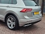 Volkswagen Tiguan 2.0 TSI 4MOTION 220PK R-Line | Pano | HUD | Dynaudio | Leder | Stoelverwarming | 360 camera | Lane/Park/Light Assist |  Vol |