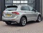 Volkswagen Tiguan 2.0 TSI 4MOTION 220PK R-Line | Pano | HUD | Dynaudio | Leder | Stoelverwarming | 360 camera | Lane/Park/Light Assist |  Vol |