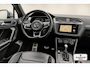 Volkswagen Tiguan 2.0 TSI 4MOTION 220PK R-Line | Pano | HUD | Dynaudio | Leder | Stoelverwarming | 360 camera | Lane/Park/Light Assist |  Vol |