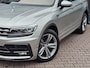 Volkswagen Tiguan 2.0 TSI 4MOTION 220PK R-Line | Pano | HUD | Dynaudio | Leder | Stoelverwarming | 360 camera | Lane/Park/Light Assist |  Vol |