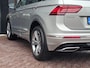 Volkswagen Tiguan 2.0 TSI 4MOTION 220PK R-Line | Pano | HUD | Dynaudio | Leder | Stoelverwarming | 360 camera | Lane/Park/Light Assist |  Vol |