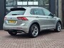 Volkswagen Tiguan 2.0 TSI 4MOTION 220PK R-Line | Pano | HUD | Dynaudio | Leder | Stoelverwarming | 360 camera | Lane/Park/Light Assist |  Vol |