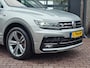 Volkswagen Tiguan 2.0 TSI 4MOTION 220PK R-Line | Pano | HUD | Dynaudio | Leder | Stoelverwarming | 360 camera | Lane/Park/Light Assist |  Vol |