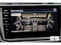 Volkswagen Tiguan 2.0 TSI 4MOTION 220PK R-Line | Pano | HUD | Dynaudio | Leder | Stoelverwarming | 360 camera | Lane/Park/Light Assist |  Vol |