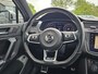 Volkswagen Tiguan 2.0 TSI 4MOTION 220PK R-Line | Pano | HUD | Dynaudio | Leder | Stoelverwarming | 360 camera | Lane/Park/Light Assist |  Vol |