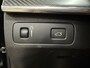 Volvo XC90 2.0 T5 AWD R-Design // Panodak // Caplay // sportstoelen met geheugen