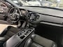 Volvo XC90 2.0 T5 AWD R-Design // Panodak // Caplay // sportstoelen met geheugen