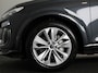 Audi Q6 e-tron S edition 83 kWh | 360 Camera | Panoramadak | Bijrijdersscherm | Privacy Glass | Alarm klasse 5 |