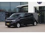 Volkswagen Transporter 2.0 TDI L2H1 30 Bulli 150PK / 110kW, Dodehoekdetectie (side assist), adaptieve cruise control (acc), rondomzichtcamera (area view), achteruitrijcamera (rear view), parkeersensoren voor en achter (pdc), verwarmbare voorstoelen, DAB+, draadloos Apple Carplay & Android Auto, LED Matrix koplampen (IQ.Lights), 2-zone climatronic, draadloze telefoonlader, elektrisch verstel-, verwarm- en inklapbare buitenspiegels, navigatie, 17" 'Le Mans' LMV, keyless go & entry etc.