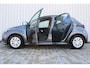 Toyota Yaris 1.5 VVT-i Active | Incl. 12 maanden garantie | Adaptieve cruise control | Airco | Apple carplay/Android auto | DAB radio | Lane assist | Parkeercamera | 100% dealer onderhouden |