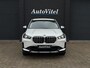 BMW X1 xDrive30e X-Line | Widescreen Facelift | Sportleder | Trekhaak | Camera | Comfort Access