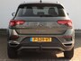 Volkswagen T-Roc 1.5 TSI Sport | Trekhaak | All-Season | Navigatie | Elektrische Klep | Dodehoeksensoren | Stoelverwarming | Adaptive Cruise | Parkeersensoren |