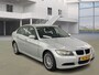 BMW 3-Serie 318d Business Line NAVI PSENSOR CRUISE 2 X SLEUTELS