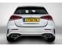 Mercedes-Benz A-klasse 180 Business Solution AMG(NL auto, Dealer onderhoud, Navi Groot, StoelV, Camera, Carplay, Lane Assit, Etc)