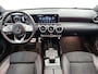 Mercedes-Benz A-klasse 180 Business Solution AMG(NL auto, Dealer onderhoud, Navi Groot, StoelV, Camera, Carplay, Lane Assit, Etc)
