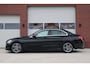Mercedes-Benz C-klasse 180 AMG-Line Facelift - Panoramadak - Sfeerverlichting - Multibeam LED - Camera - Groot scherm - BTW