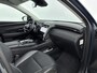 Hyundai Tucson 1.6 T-GDI HEV Premium | All season banden | Parkeersensoren | Lederenbekleding | Metallic lak |