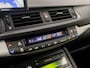Lexus CT 200h Hybrid Sport Automaat (NAVIGATIE, CLIMATE, ALCANTARA, SPORTSTOELEN, CAMERA, XENON, LM VELGEN, CRUISE, NIEUWE APK, NIEUWSTAAT)