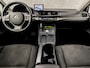 Lexus CT 200h Hybrid Sport Automaat (NAVIGATIE, CLIMATE, ALCANTARA, SPORTSTOELEN, CAMERA, XENON, LM VELGEN, CRUISE, NIEUWE APK, NIEUWSTAAT)