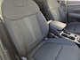 Hyundai Tucson 1.6 T-GDI MHEV Comfort Smart Handgeschakeld / Fabrieksgarantie tot 01-2027 / Dealer onderhouden / Elektrische klep / Stuur- en stoelverwarming / Apple Carplay Android / Navigatie / Trekgewicht 1.650 kg / Achteruitrijcamera / Draadloze telefoon lader / Cruise control / Keyless Entry/Start /