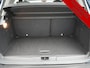 Renault Captur 1.2 TCe Intens Automaat 120pk | Trekhaak | Camera | LED Koplampen | Stoelverwarming | Keyless | Cruise Control | Navigatie | DAB |