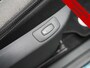 Renault Captur 1.2 TCe Intens Automaat 120pk | Trekhaak | Camera | LED Koplampen | Stoelverwarming | Keyless | Cruise Control | Navigatie | DAB |