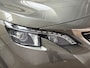 Peugeot 3008 1.2 PureTech GT-Line Automaat (PANORAMADAK, APPLE CARPLAY, 360 CAMERA, LEDER, KEYLESS, GETINT GLAS, ELEK ACHTERKLEP, SFEERVERLICHTING, NIEUWSTAAT)