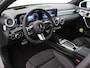 Mercedes-Benz A-klasse 180 Business Solution AMG | Night edition | Panoramadak | Memory stoelen | Head-up display | Stoelverwarming | Dodehoekassistent | AMG Line Plus
