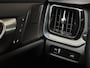 Volvo V60 2.0 B3 Inscription 163Pk Automaat (APPLE CARPLAY, MEMORY SEATS, LEDER, HARMAN/KARDON, STOELVERWARMING VOOR/ACHTER, CAMERA, ELEK ACHTERKLEP, TREKHAAK, NIEUWSTAAT)