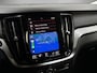 Volvo V60 2.0 B3 Inscription 163Pk Automaat (APPLE CARPLAY, MEMORY SEATS, LEDER, HARMAN/KARDON, STOELVERWARMING VOOR/ACHTER, CAMERA, ELEK ACHTERKLEP, TREKHAAK, NIEUWSTAAT)