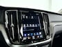 Volvo V60 T8 Twin Engine AWD Inscription | Panoramadak | Park-Assist | Harman Kardon | Stoel- en Stuurverwarming | Trekhaak
