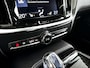 Volvo V60 T8 Twin Engine AWD Inscription | Panoramadak | Park-Assist | Harman Kardon | Stoel- en Stuurverwarming | Trekhaak