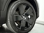 Volvo EX40 Single Motor Extended Range Ultra Black Ed. 82 kWh | SOH 98% | Panoramadak | 360° | Harman Kardon | Stoel- en Stuurverwarming | Trekhaak