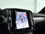 Volvo EX40 Single Motor Extended Range Ultra Black Ed. 82 kWh | SOH 98% | Panoramadak | 360° | Harman Kardon | Stoel- en Stuurverwarming | Trekhaak