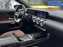 Mercedes-Benz CLA 180 Star Edition AMG | Night Pakket | Panoramadak | Bruin Interieur | Dodehoekassistent | Apple CarPlay | Android Auto | Sfeerverlichting | Stoelverwarming | Parkeersensoren | Achteruitrijcamera | Elektrisch Inklapbare Buitenspiegels