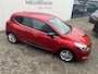 Renault Clio 0.9 TCe Limited / Pack Comfort / Licht metalen velgen / Parkeersensoren