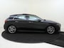 Mercedes-Benz A-klasse 180 AMG Line / Panoramadak/ Sfeerverlichting