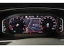 Volkswagen Tiguan 1.5 TSI R-Line Business+ | Harman Kardon | MATRIX LED | Trekhaak | 20"Lichtmetaal | Camera |